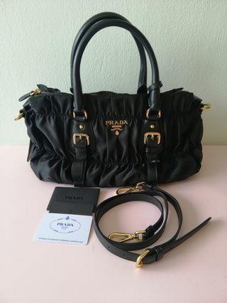 Premium Boutique Prada Gaufre