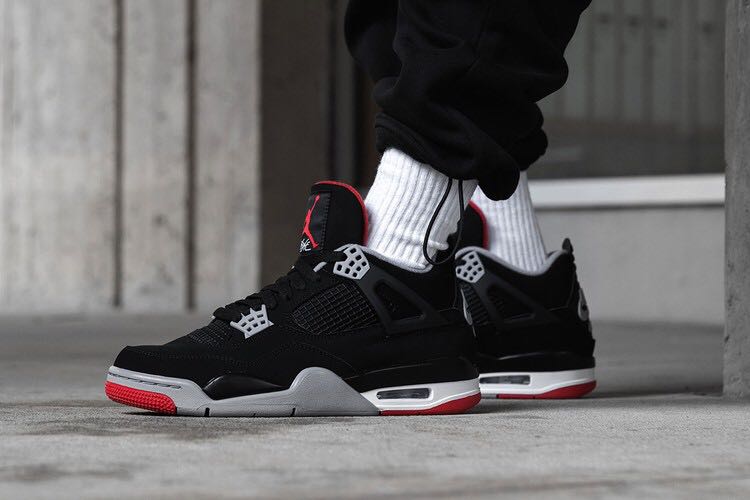 Air Jordan 4 bred or black cement US8.5 Men s Fashion