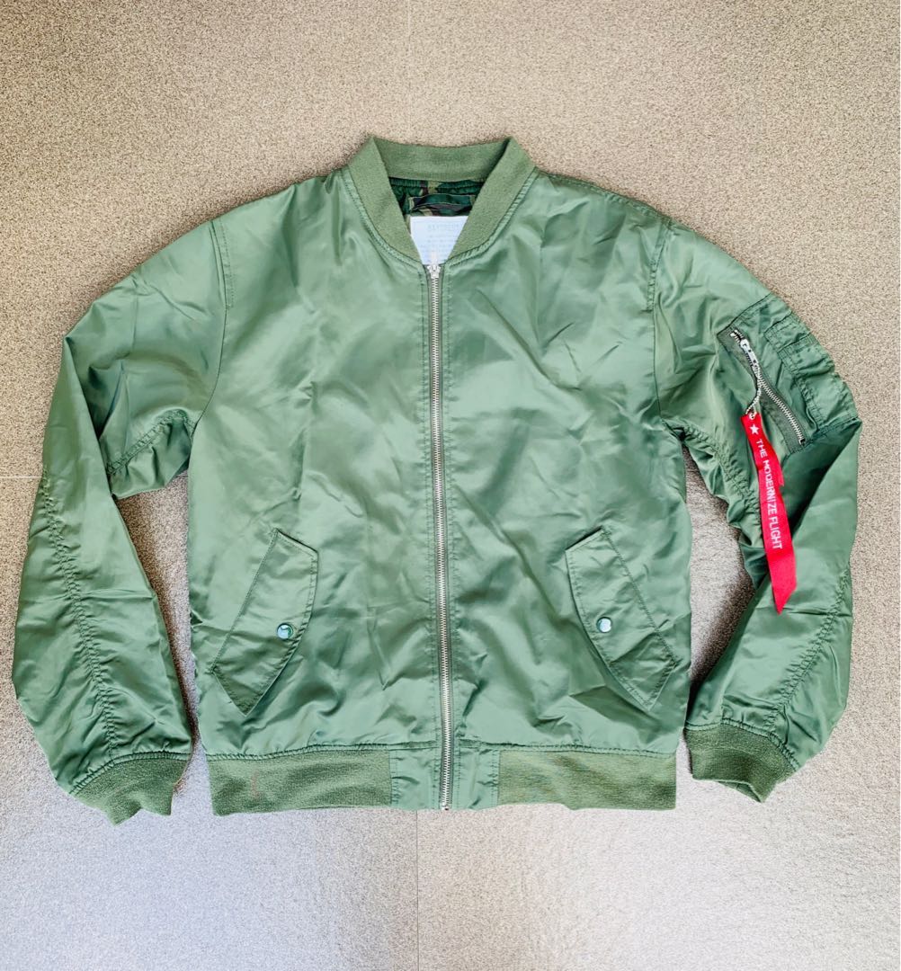 Baycrest Bomber Jacket, Men's Fashion, Tops & Sets, Hoodies on Carousell