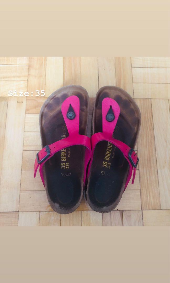 Birkenstock gizeh (Category: Shoes) located in Toronto. Submitted by clover658 (Listing ID 227432593, Image 2). Description: Selling this used birkenstock gizeh in hot pink. Size 35. Some scrathes here and there but still in usable condition. Great deal for summer!💕.