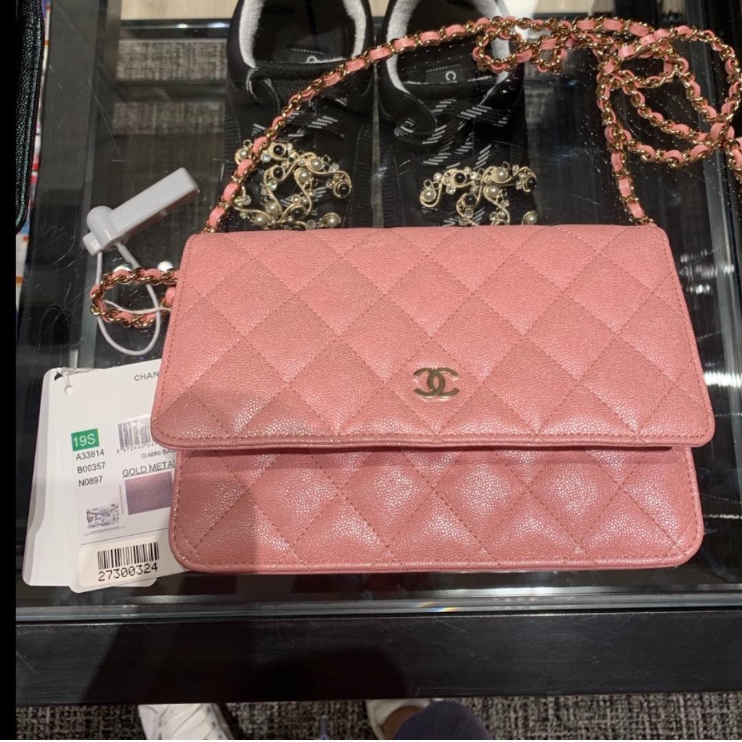 chanel wallet on chain pink