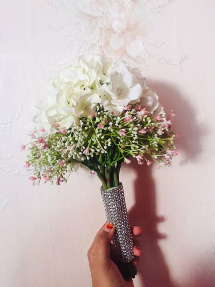 Bunga Tangan Kahwin Design Craft Handmade Goods Accessories On Carousell