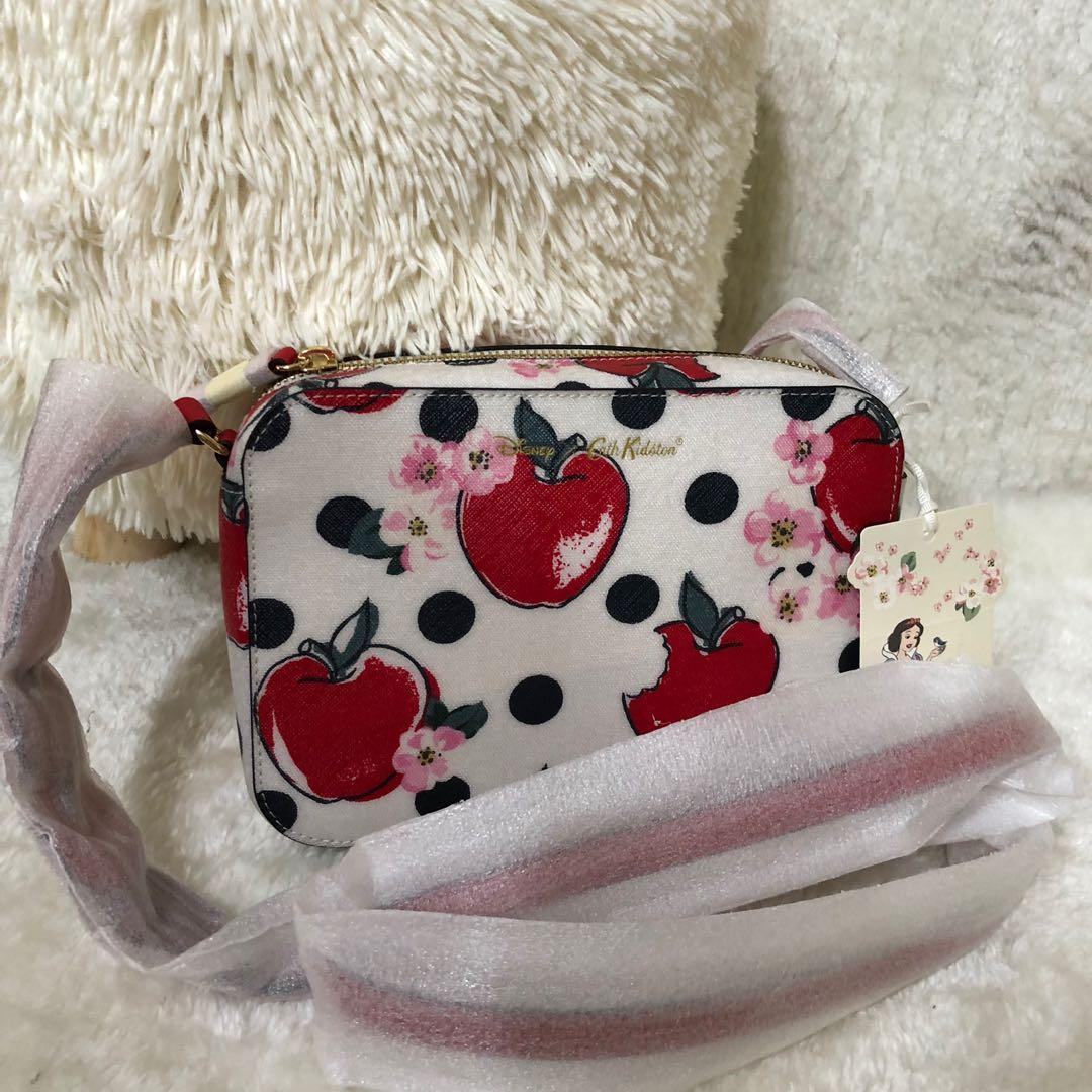 Cath kidston 2025 apple bag