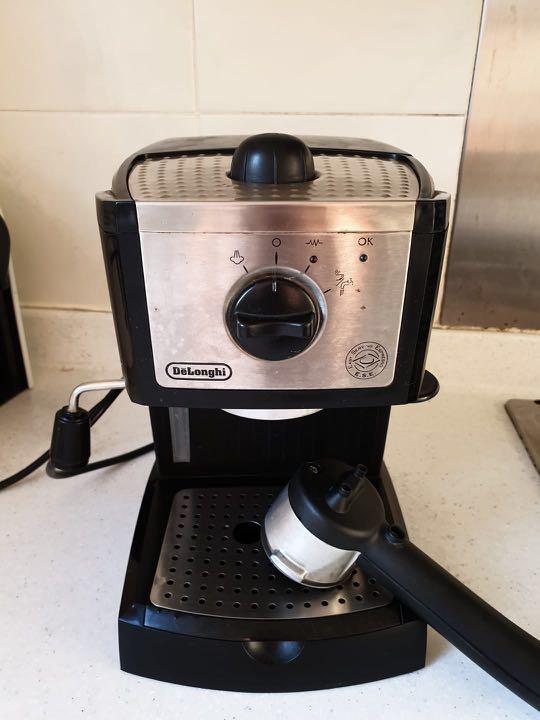 Delonghi Coffee Machine EC155 15bar, TV & Home Appliances, Kitchen