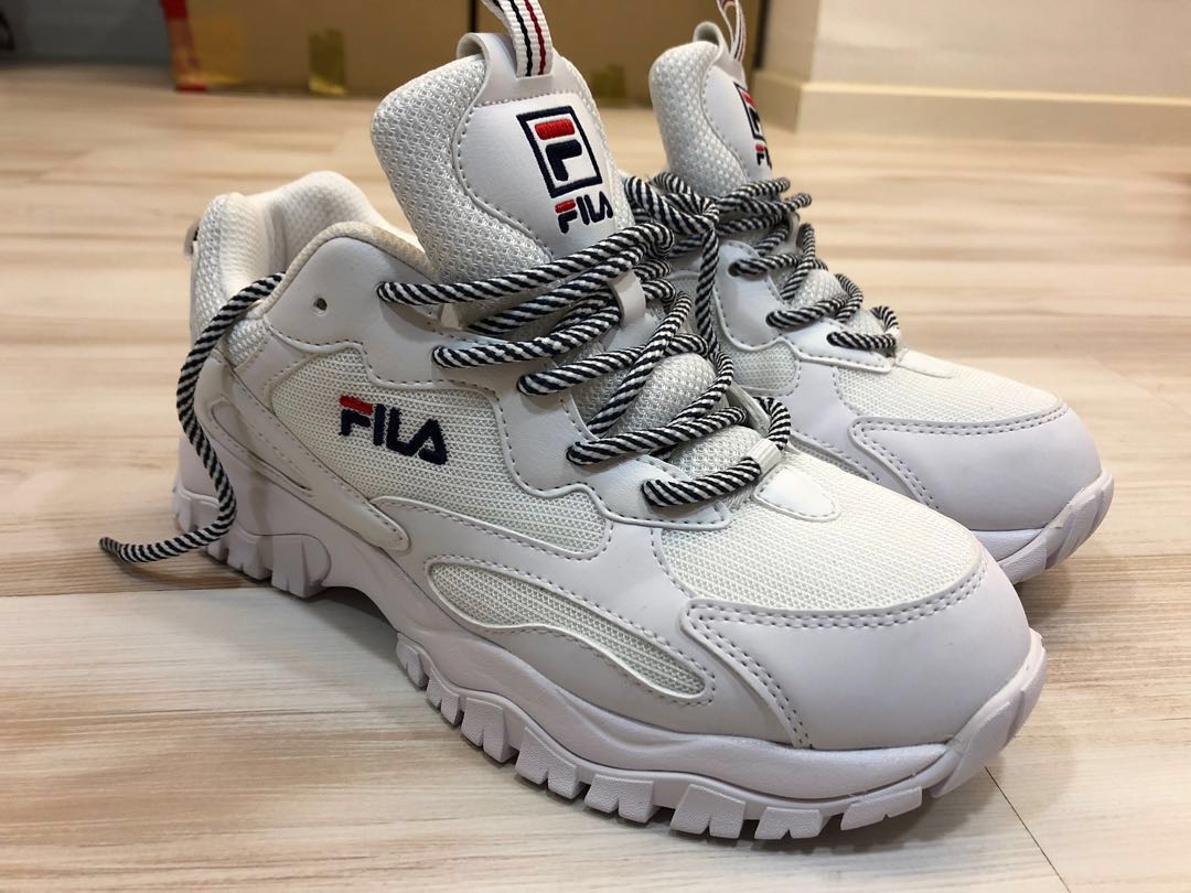 FILA Ray Tracer TR, Men's Fashion, Footwear, Sneakers on Carousell