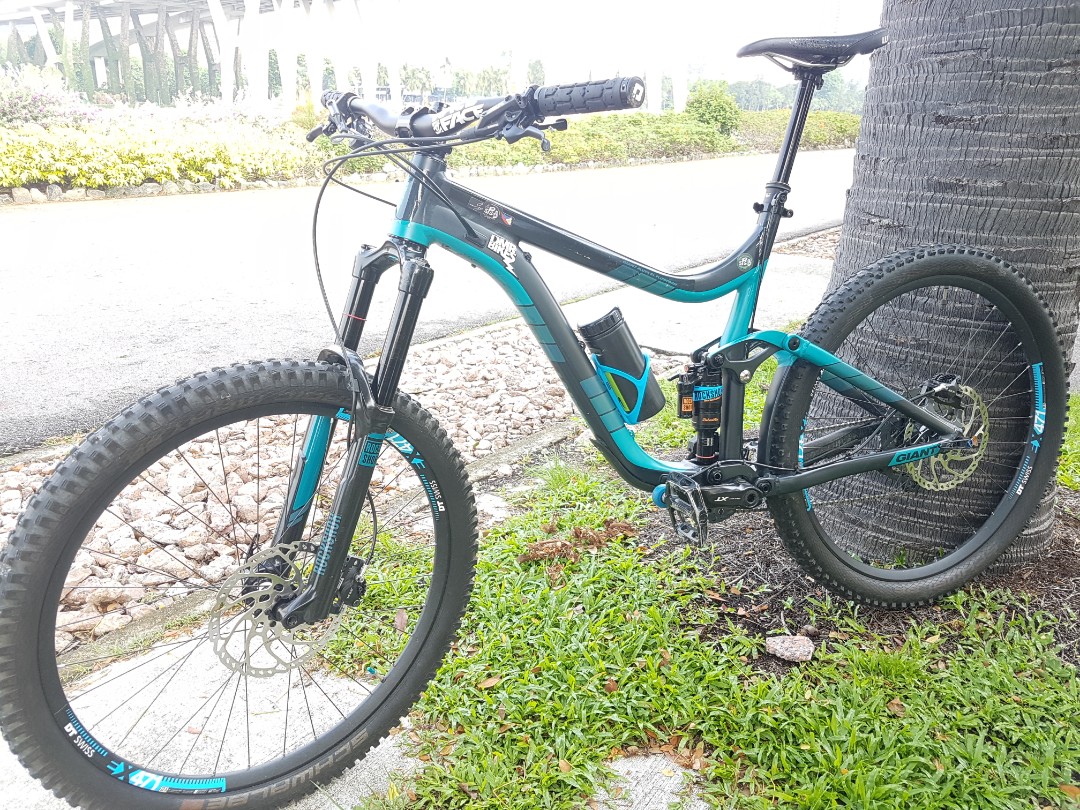 Giant Reign 2 2015 Large Sports Equipment Bicycles Parts