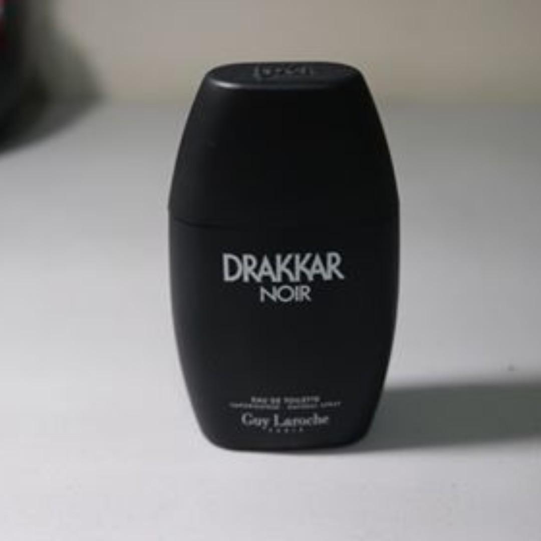 Guy Laroche Drakkar Noir (100mL) (Category: Fragrance & Deodorants) located in Manila. Submitted by codiflo (Listing ID 227590980, Image 2). Description: Guy Laroche Drakkar Noir Authentic. You can check upon meet up. You'll be able to tell it is original. 100mL bottle 90% full (You cant see through the bottle so im giving a rough estimate but i barely ever used this. Maybe 10 sprays max) Bottle is in good condition Selling this because im leavin