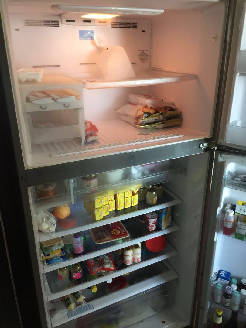 Hitachi 550 litre 2 door fridge, TV & Home Appliances, Kitchen