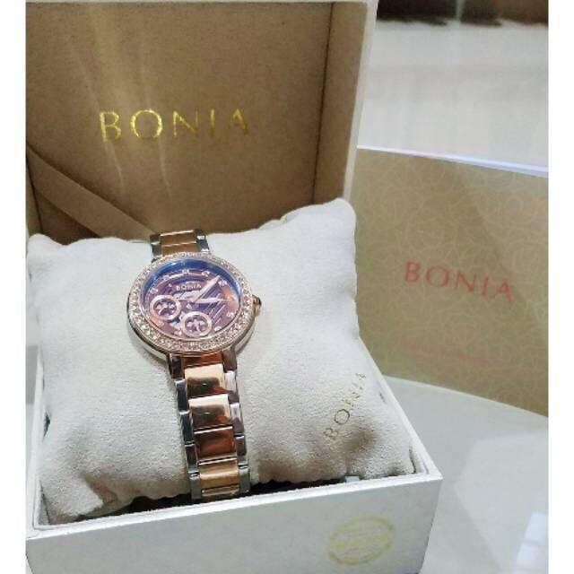 Jam Tangan Wanita Bonia Swaroski Preloved Beli Awal Februari 2019 Like New Fesyen Wanita Jam Tangan Di Carousell