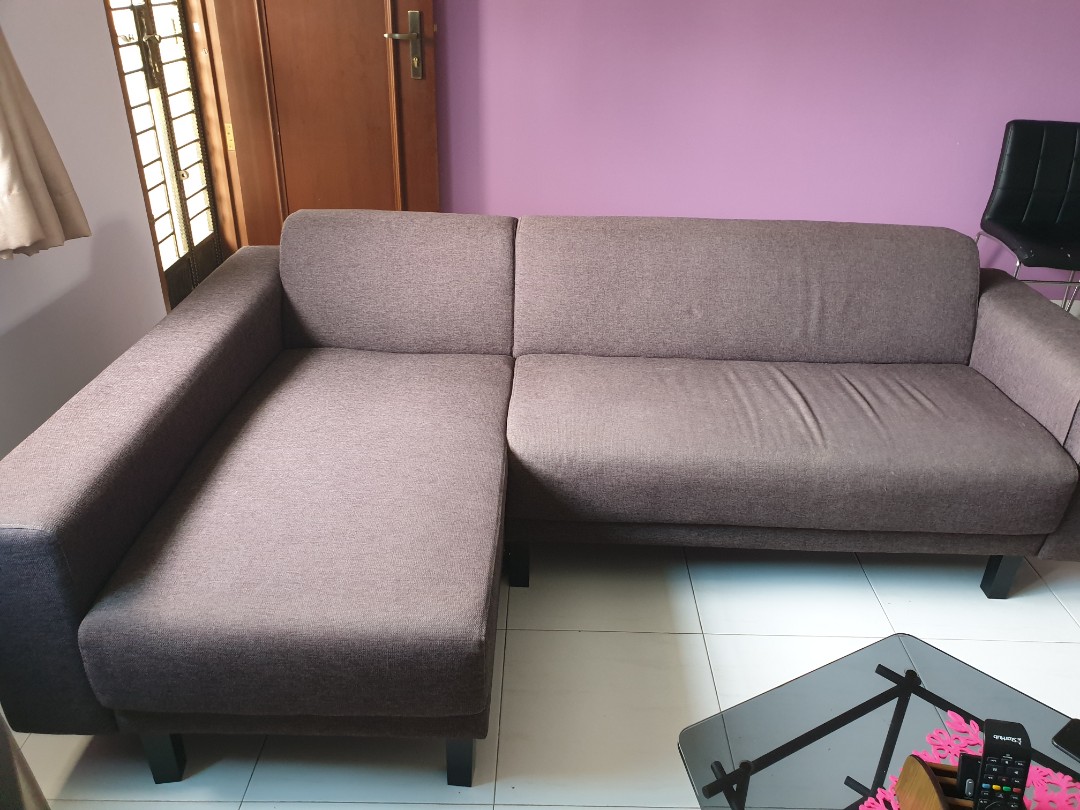 L shaped sofa in tip top condition., Furniture & Home Living, Furniture
