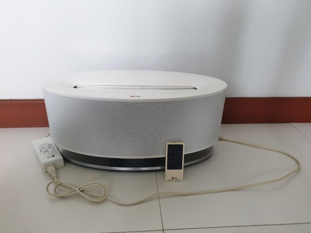 Lg Nd8530 Wireless Bluetooth Speaker Android Apple Dual Dock Electronics Audio On Carousell