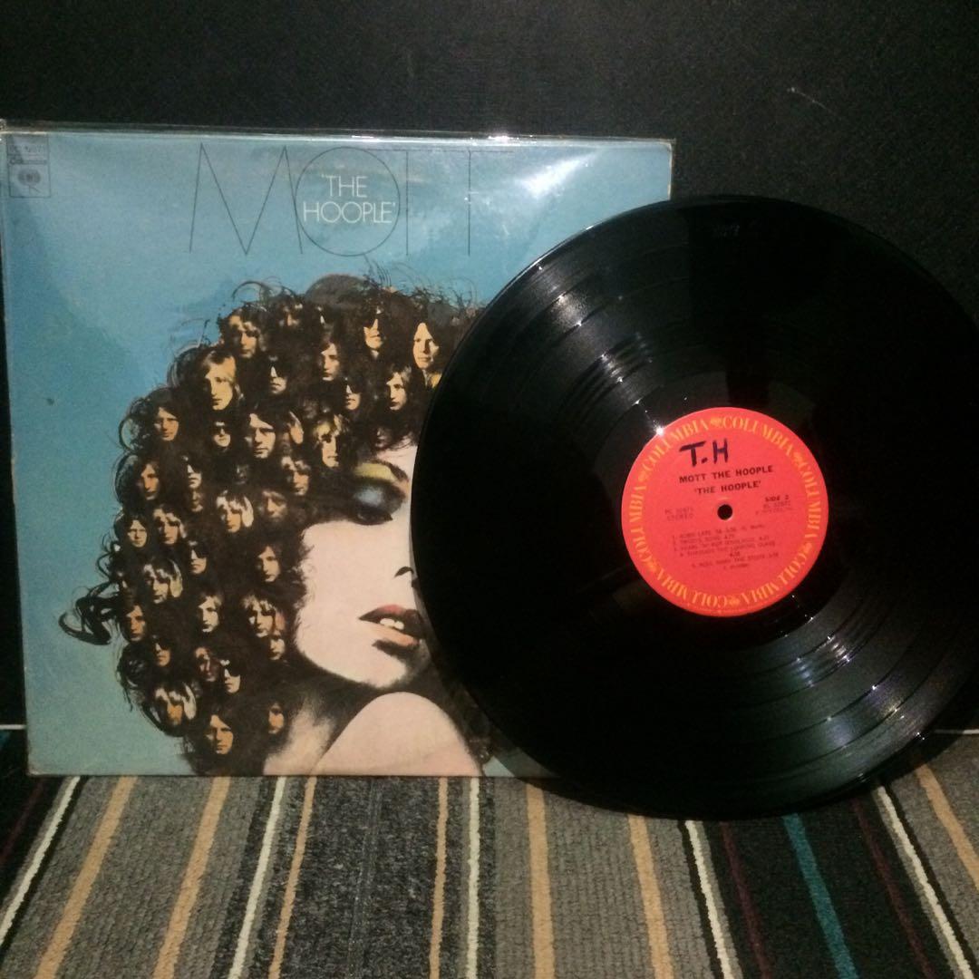 Vinyl /Mott The Hoople/ (Category: Vinyls) located in Cavite. Submitted by rnlzo (Listing ID 227612041, Image 2). Description: /IN GOOD CONDITION/ rfs di na gumagana yung turn table kaya benta na lang ang vinyl payment gcash can do meetup around imus sm bacoor. by schedule if in manila (robinson manila and sm manila, lawton) or lbc cash on pickup buyer will shoulder sf .