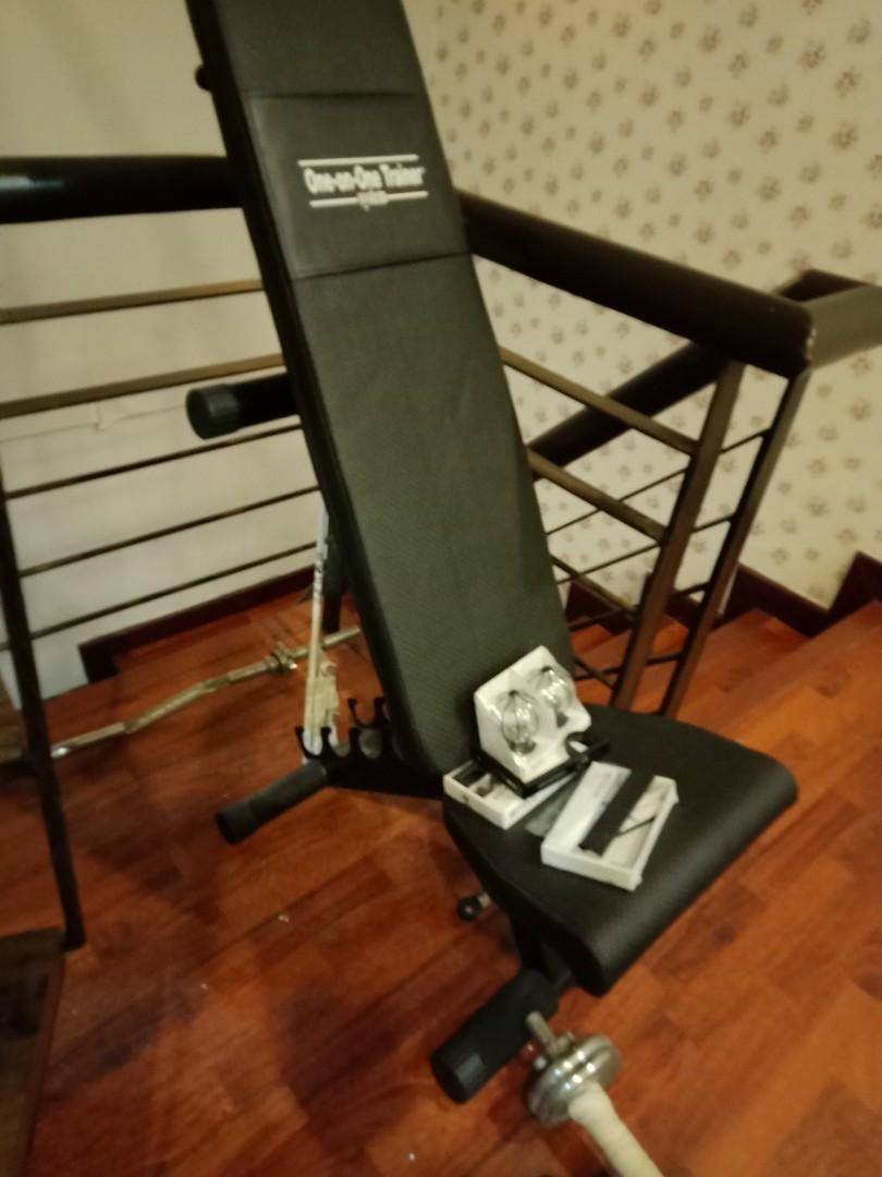 One on one trainer bench