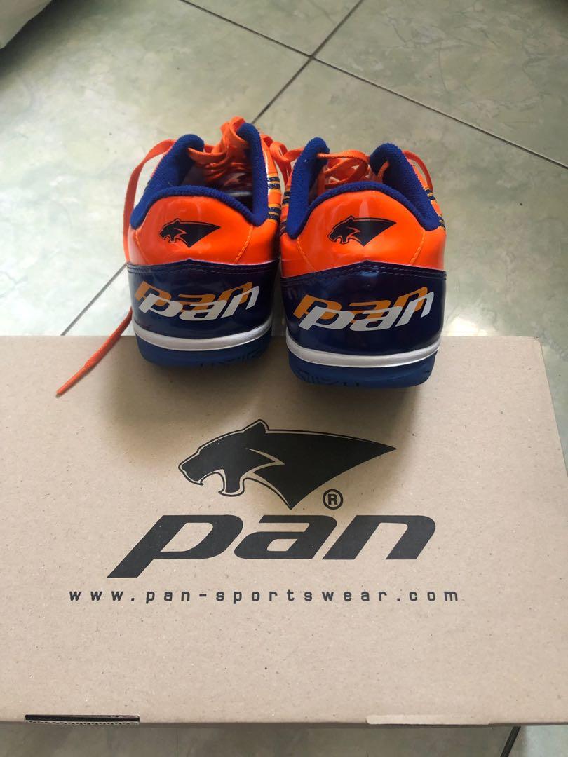 pan futsal shoes