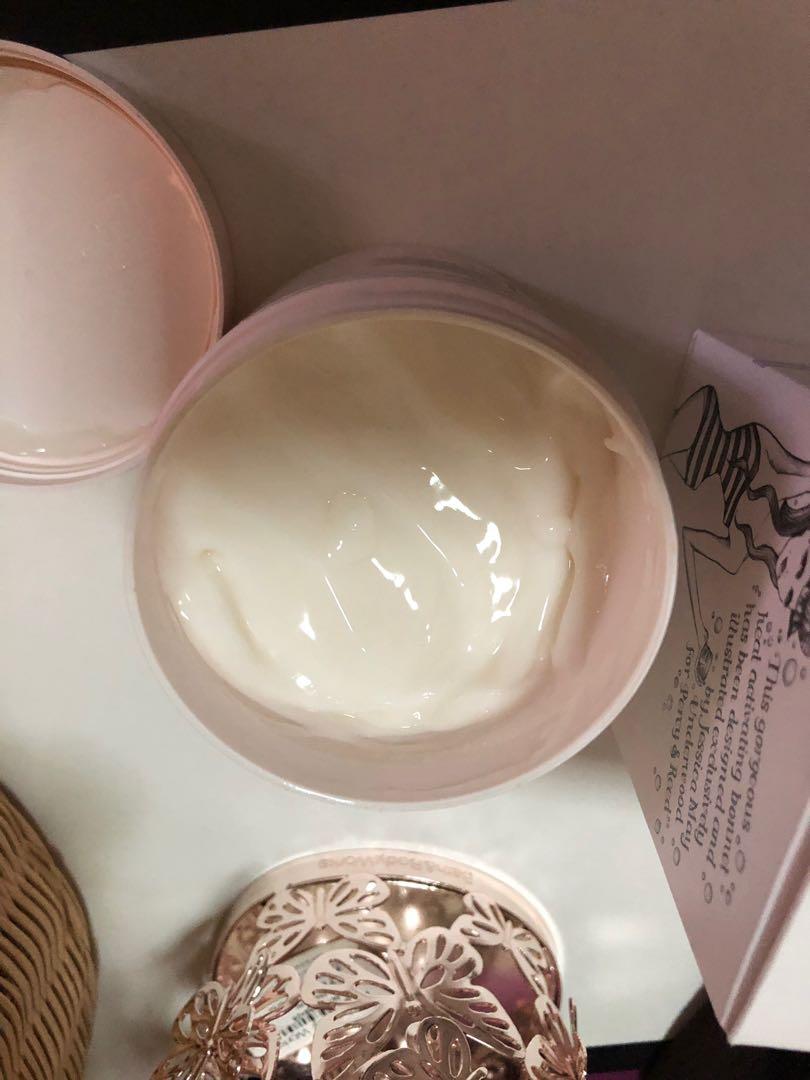 Percy & Reed London hair mask, Beauty & Personal Care, Hair on Carousell