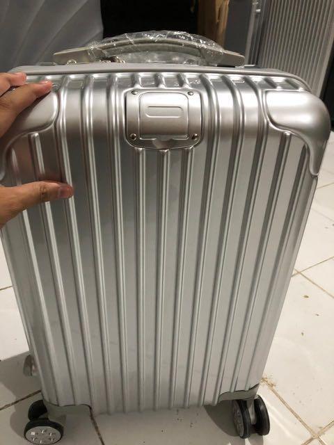 rimowa look alike