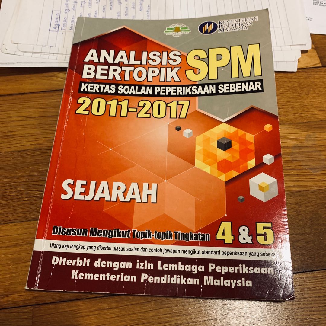 Spm Sejarah Past Year Topical Textbooks On Carousell
