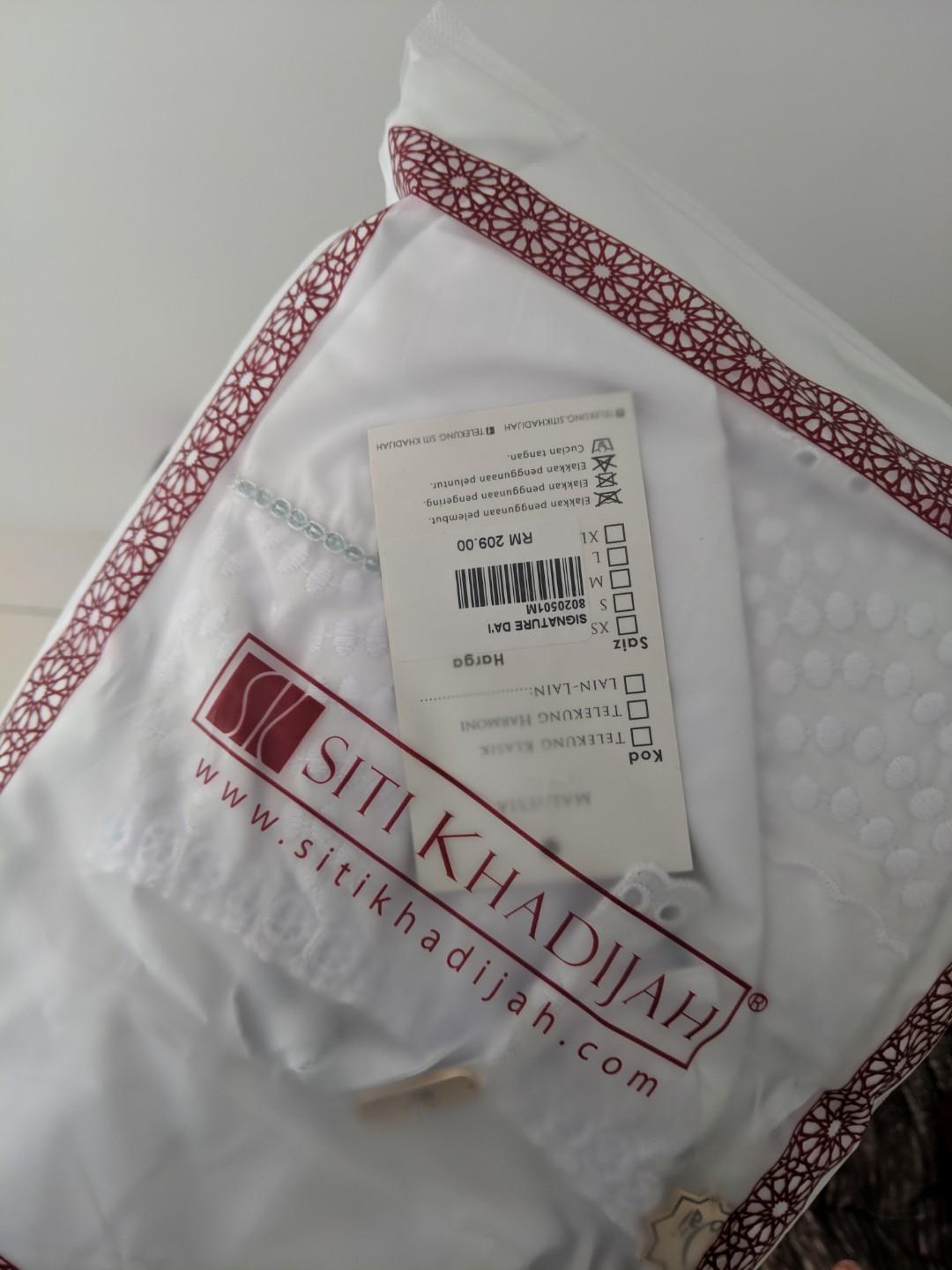 Telekung Siti Khadijah Signature Dai Women S Fashion Clothes Others On Carousell