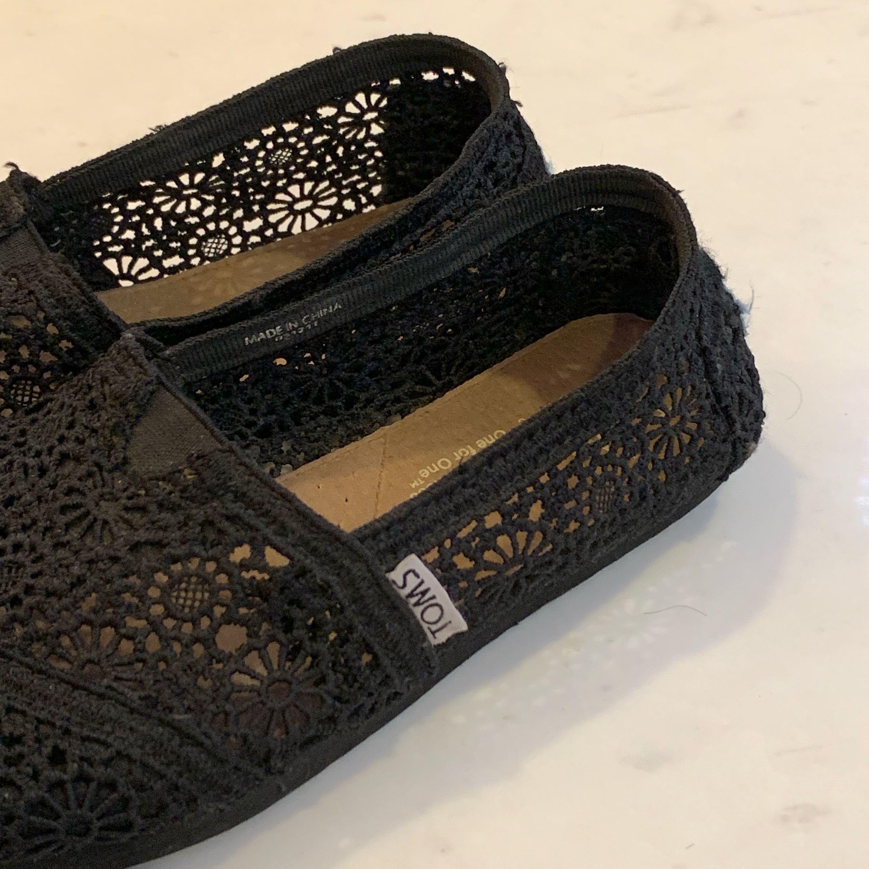 Toms Black Moroccan Crochet Women s Classics Women s Fashion Footwear Flipflops and Slides on Carousell