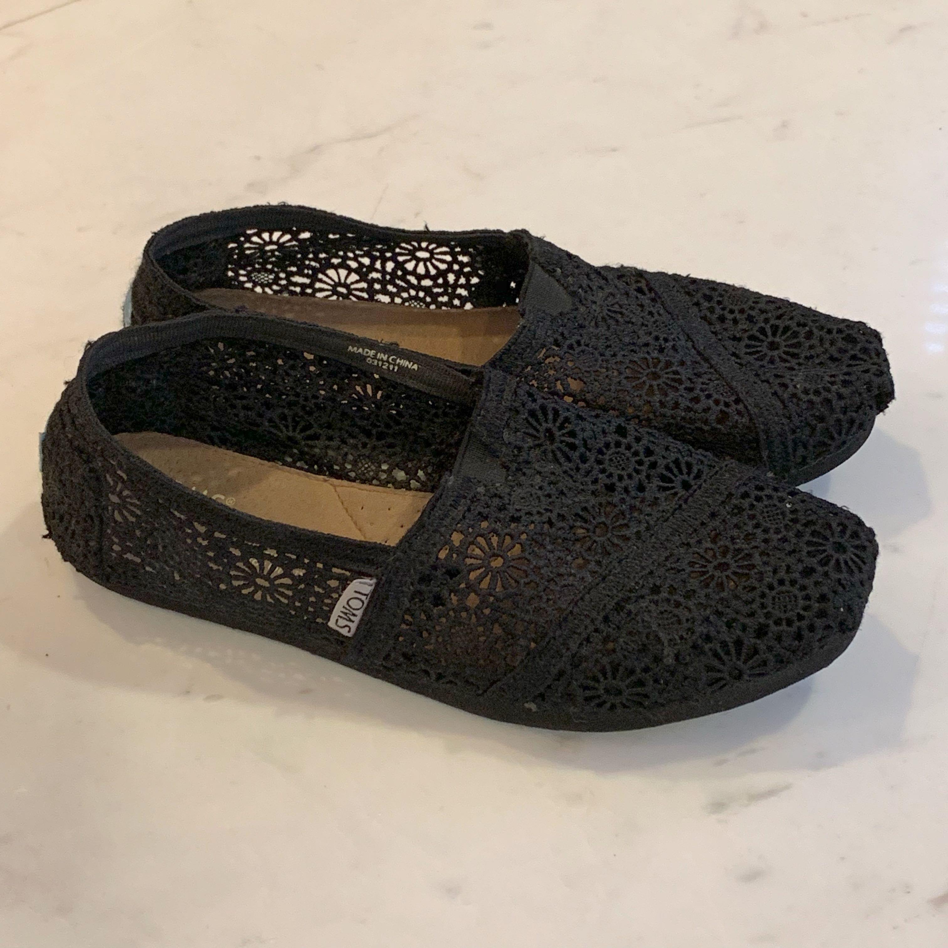 Toms black moroccan crochet women's classics cheap