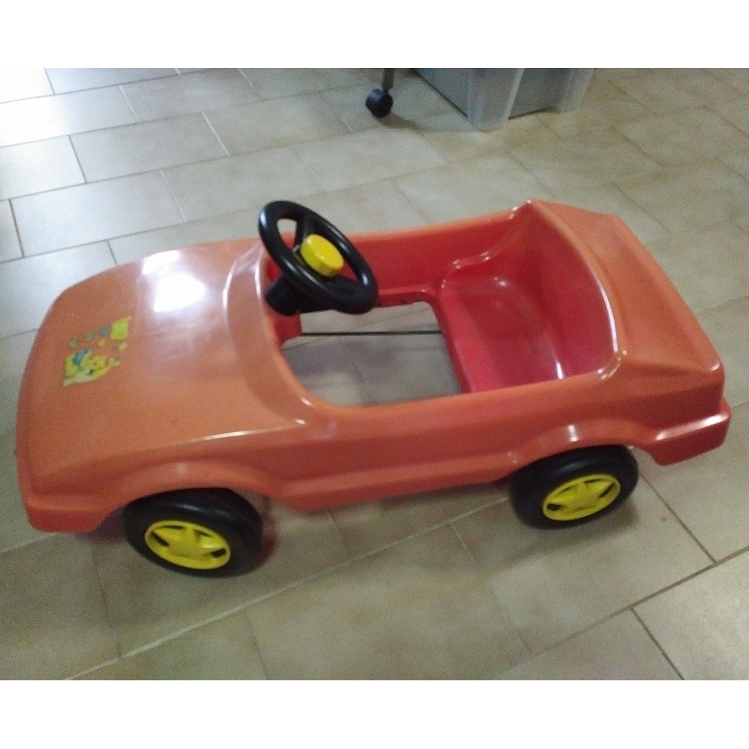 preloved pedal car