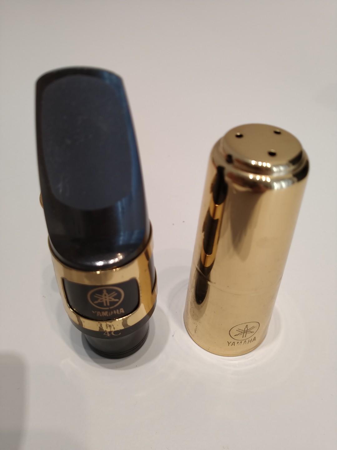 Yamaha Alto Sax Mouthpiece 4C (Yamaha AS 4C) with Ligature and Gold