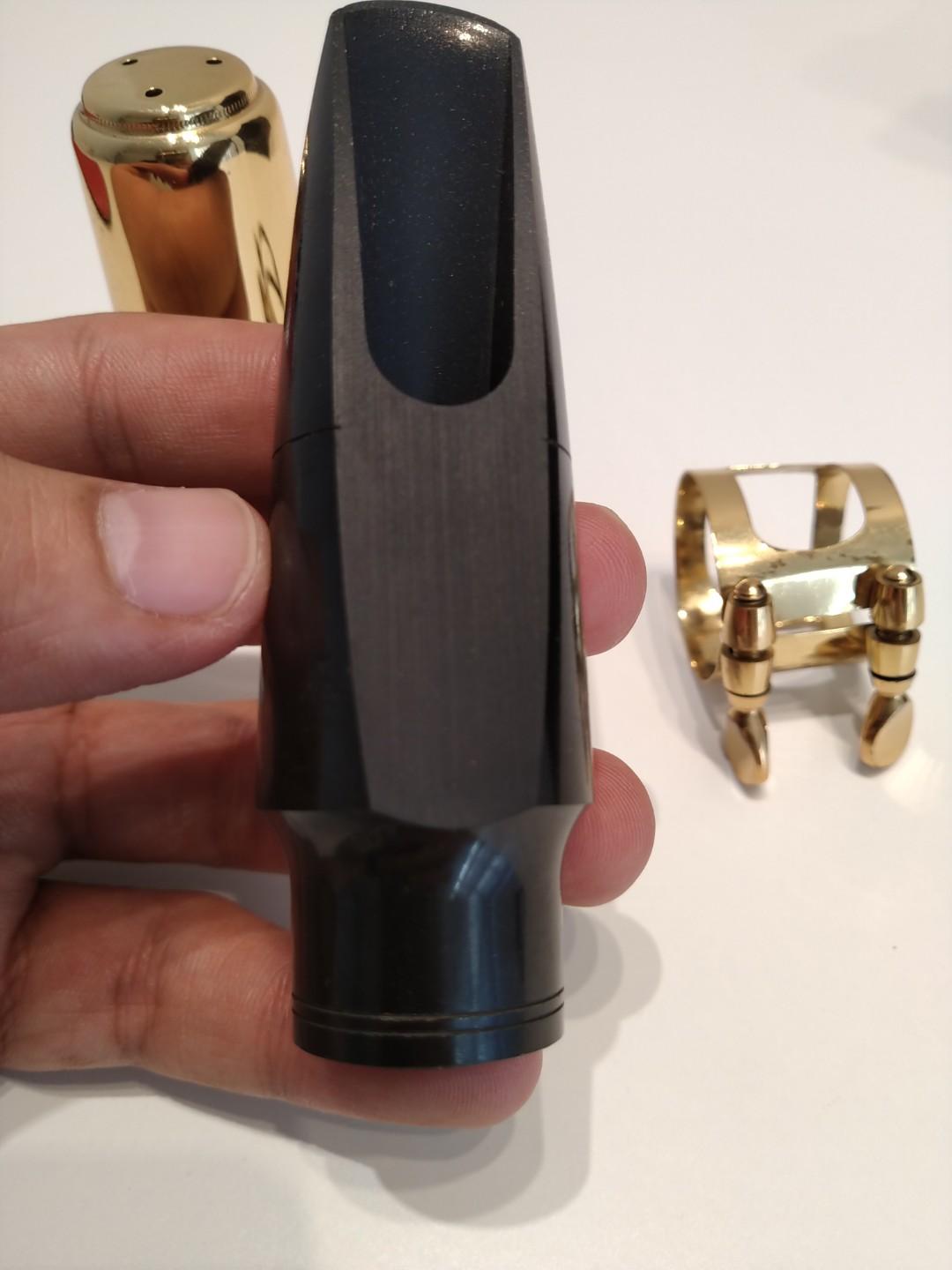 Yamaha Alto Sax Mouthpiece 4C (Yamaha AS 4C) with Ligature and Gold