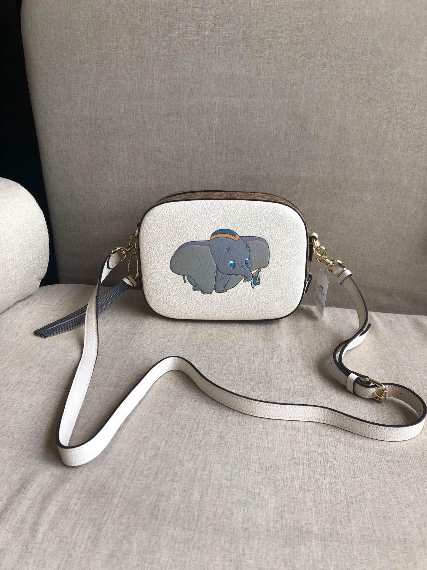 BN Authentic COACH Dumbo Calf Leather sling bag
