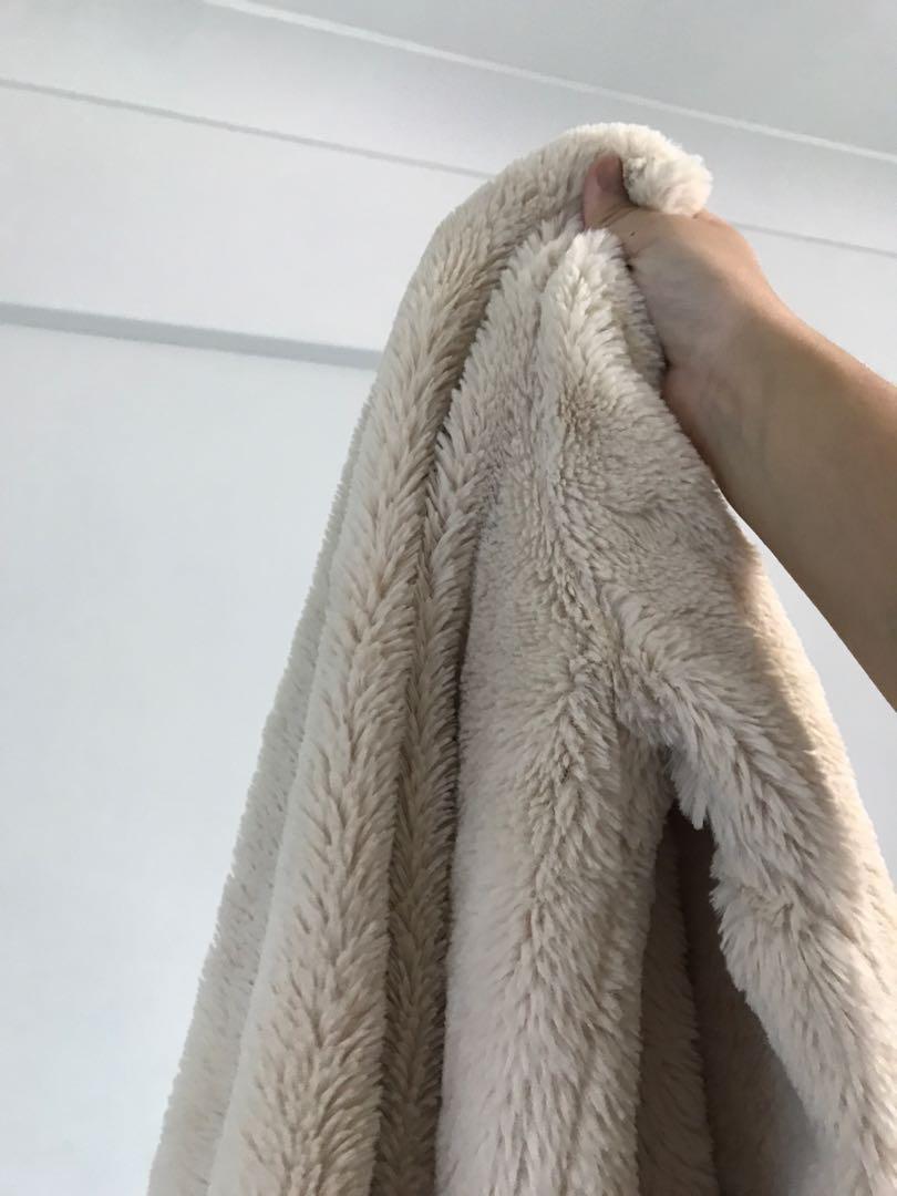Brandy melville sandra fur coat sale
