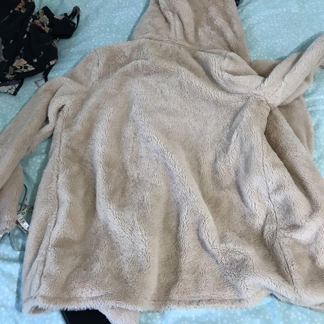 Brandy Melville fur Sandra coat outerwear