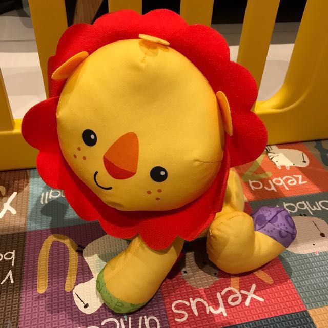 fisher price crawling lion