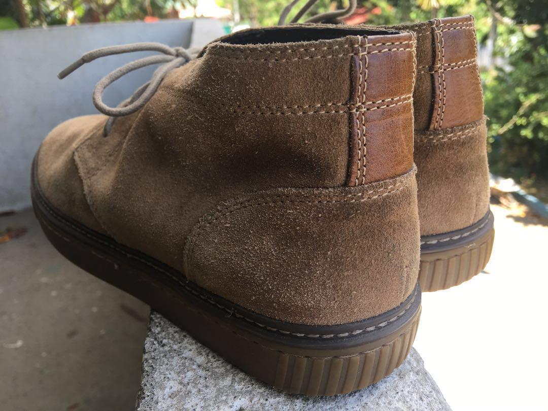 Johnston & Murphy Chukka Boots (Category: Boots) located in Bacolod City. Submitted by llcoolbeans (Listing ID 214915127, Image 3). Description: Made of water-resistant suede with a generously cushioned, moisture-wicking footbed for dry, breathable, all-day comfort, and a rubber outsole for steady traction with every step. *Bought in the US for $124 *Used only once *Actual photos posted *No flaws Price is slightly negotiable. No original box but 