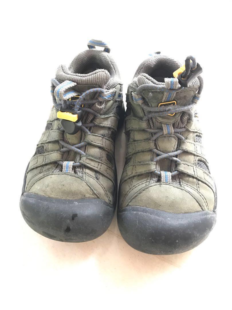 keen kids hiking boots