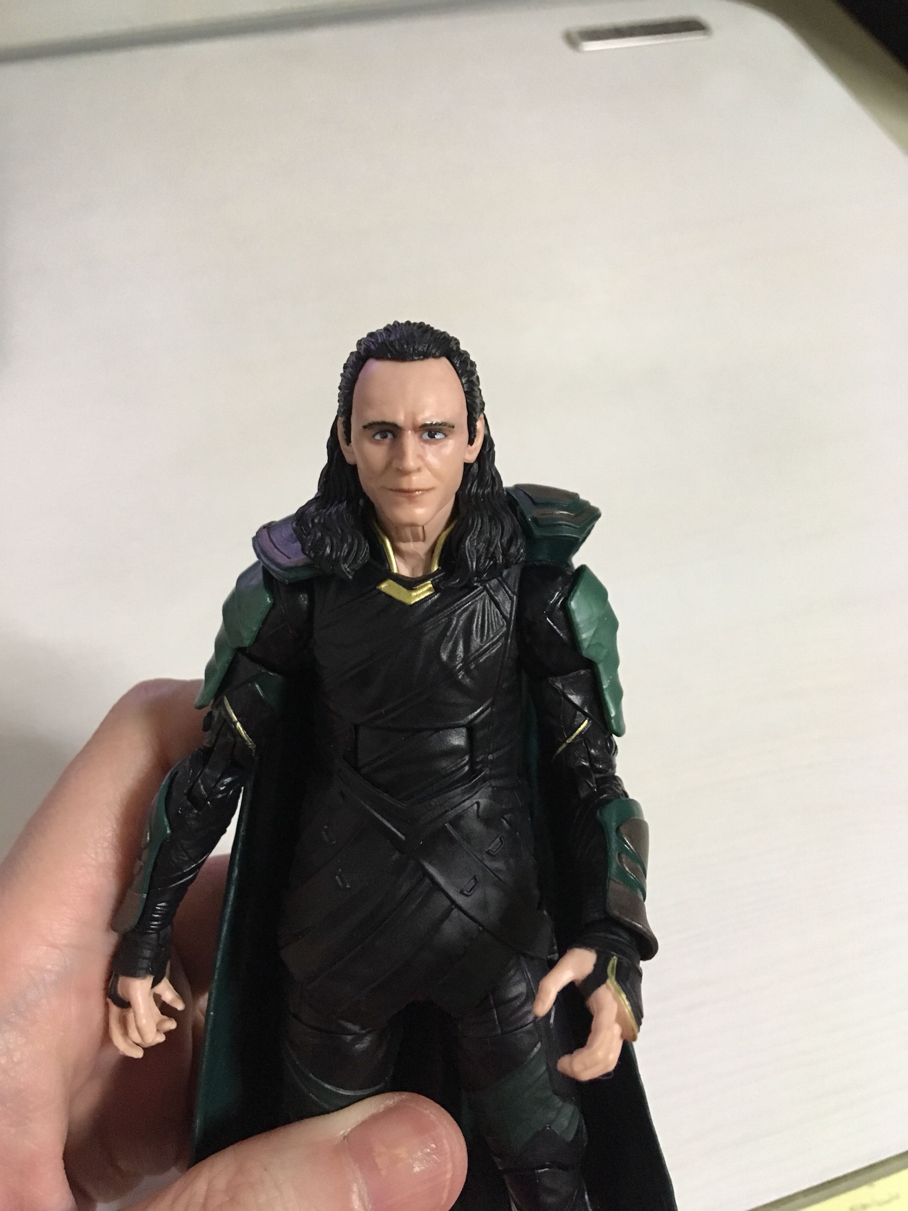 Marvel legends infinity war loki top