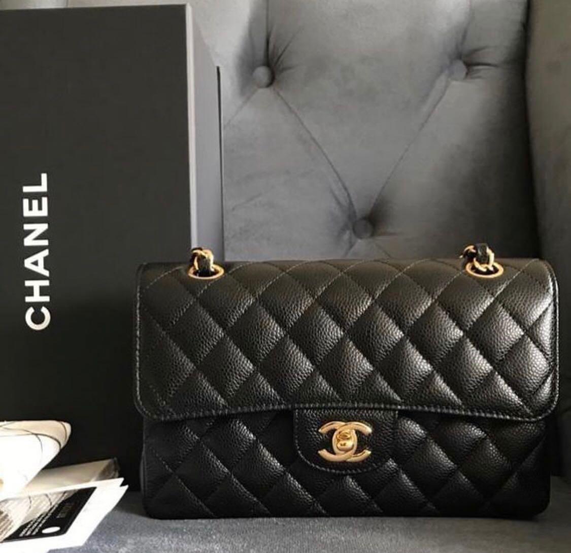 Large classic handbag Grained calfskin  goldtone metal black  Fashion   CHANEL