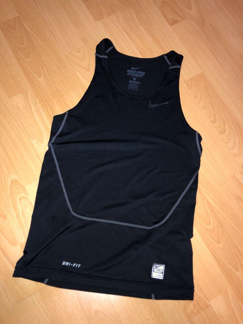 Nike Pro Combat Dry Fit Tank Top Size M, 運動服裝- Carousell