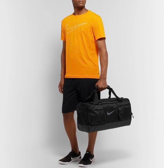nike training vapor power holdall