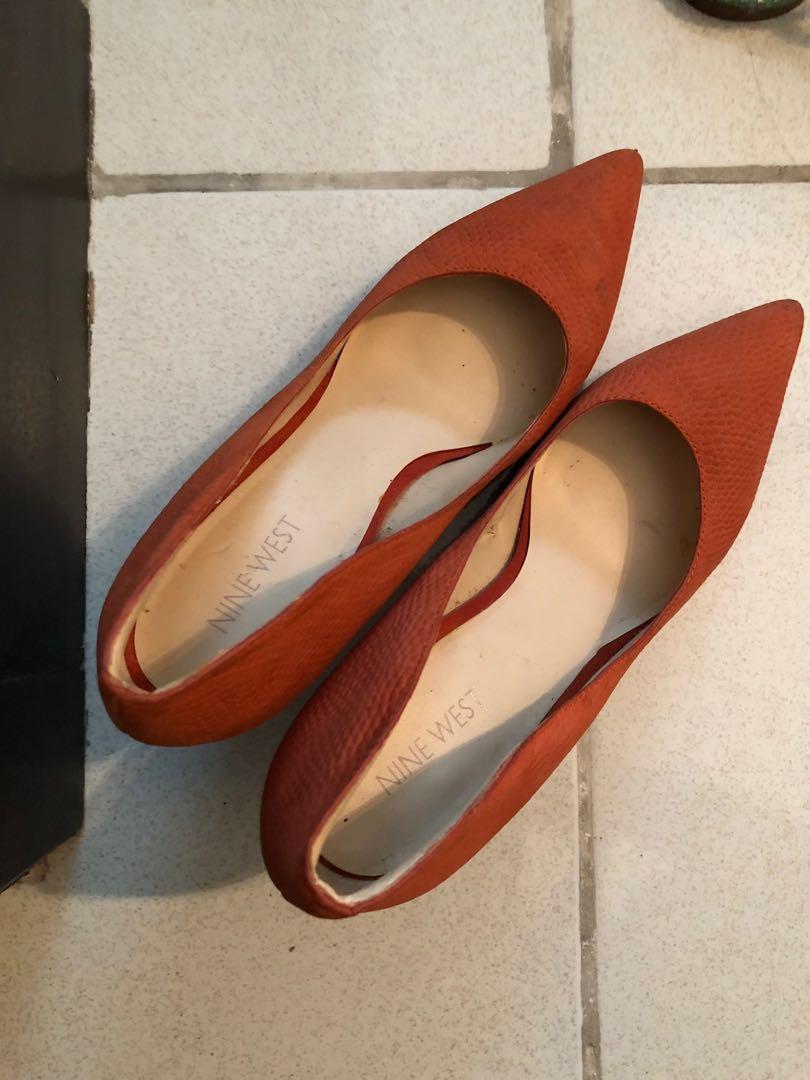 nine west orange pumps
