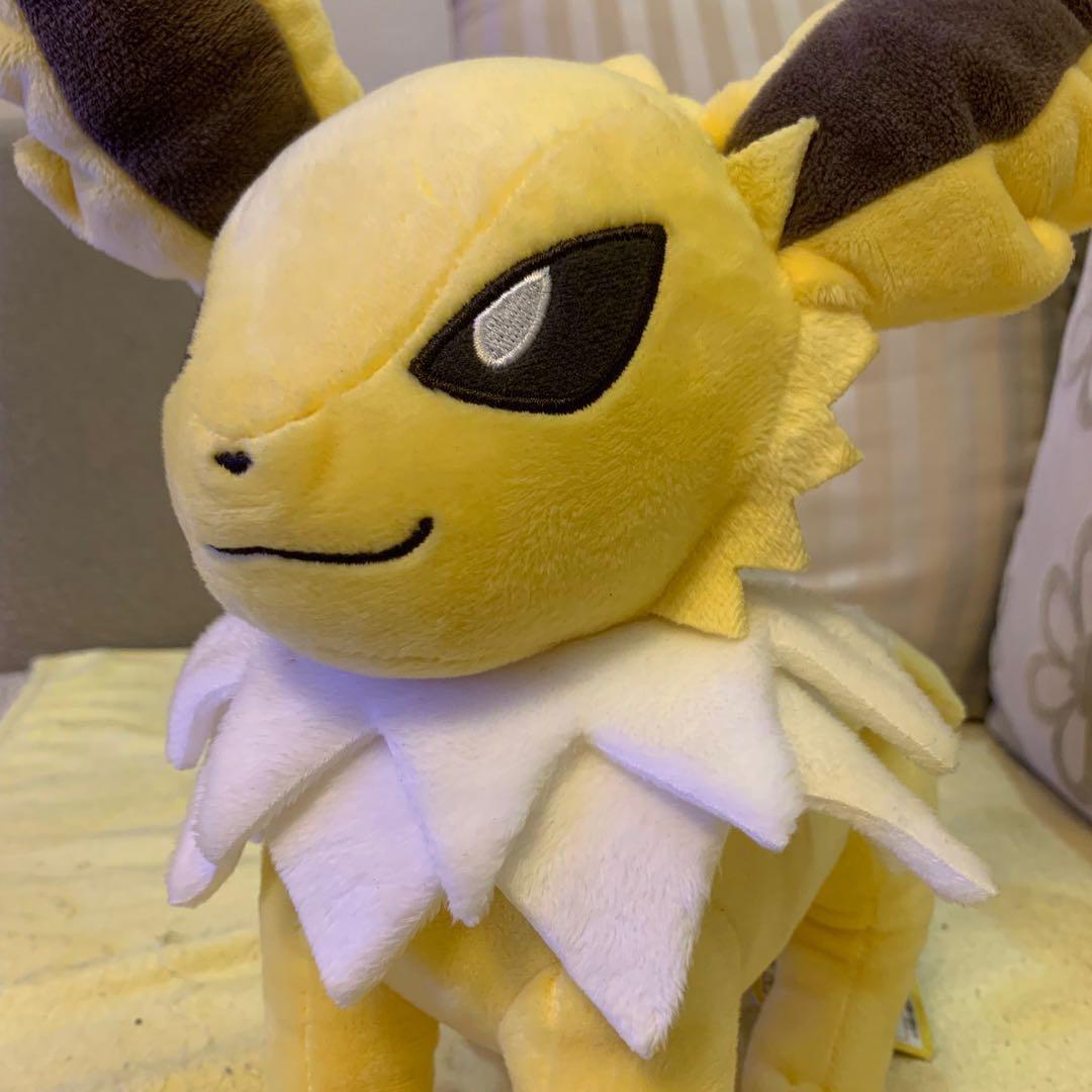 Pokemon公仔 雷伊貝 日本夾公仔機 全新 正版 保留牌仔, 興趣及遊戲, 玩具 & 遊戲類 - Carousell