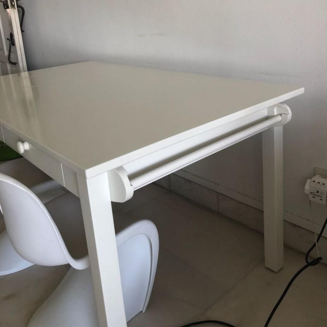 pottery barn art table