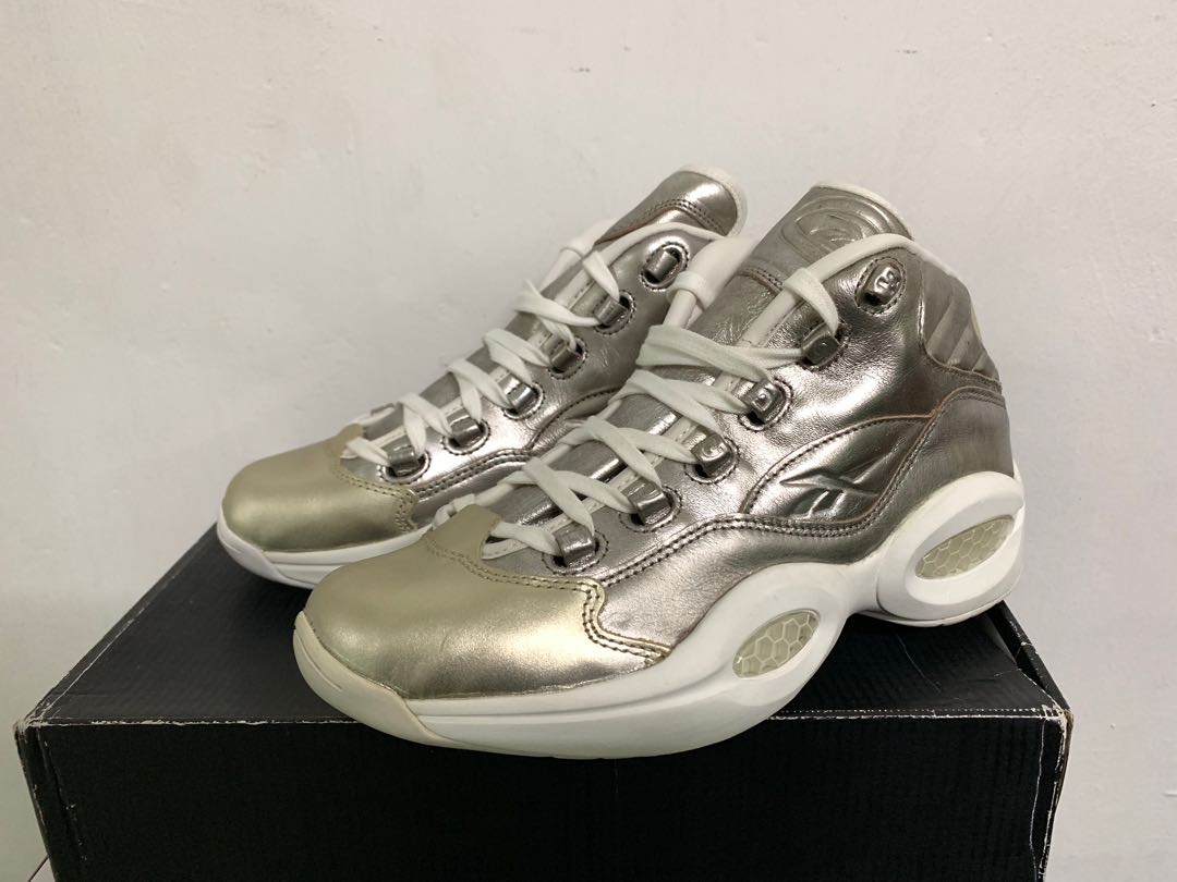 Reebok Question Mid Celebrate US 8.5 Iverson Hall Of Fame HOF, 男裝, 男裝鞋-  Carousell