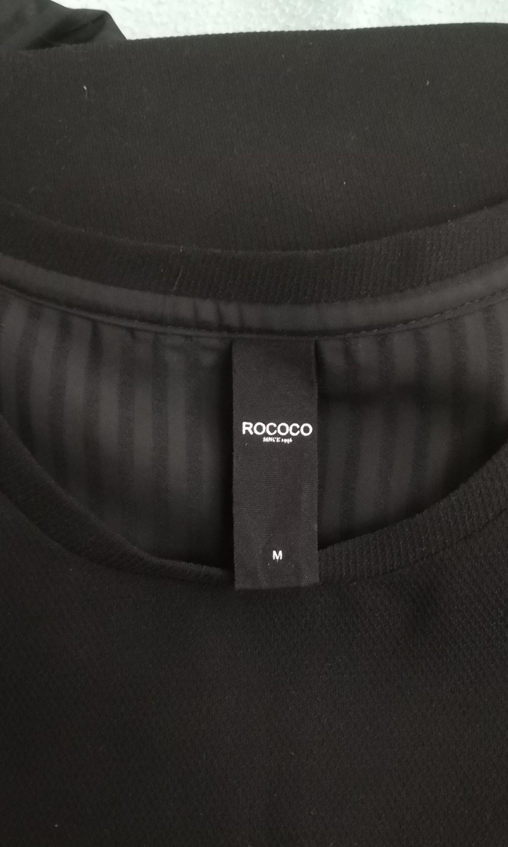 Rococo top （分類：襯衫）位於 Hong Kong。 由 jjx2v 提交（商品編號 227742434，圖片 4）。簡介： Size M #Rococo #initial #triangulo #In613。