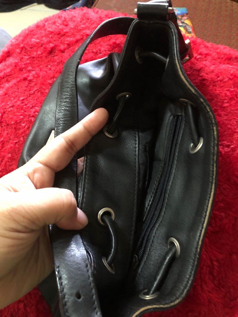 Small Drawstring bag (Category: Tote Bags) located in Kajang. Submitted by privatelebel (Listing ID 155796711, Image 3). Description: .