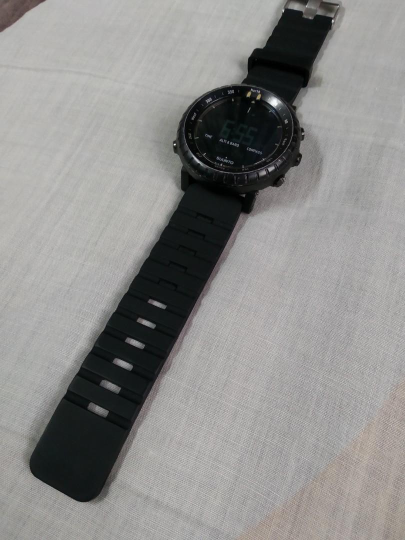 SUUNTO CORE ALL BLACK RUNNING HIKING CAMPING OUTDOOR TIMEX CASIO
