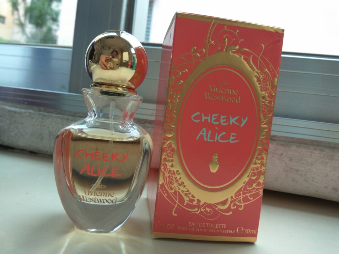 Vivienne Westwood Cheeky Alice 香水, 女裝, 手袋及銀包, 長銀包