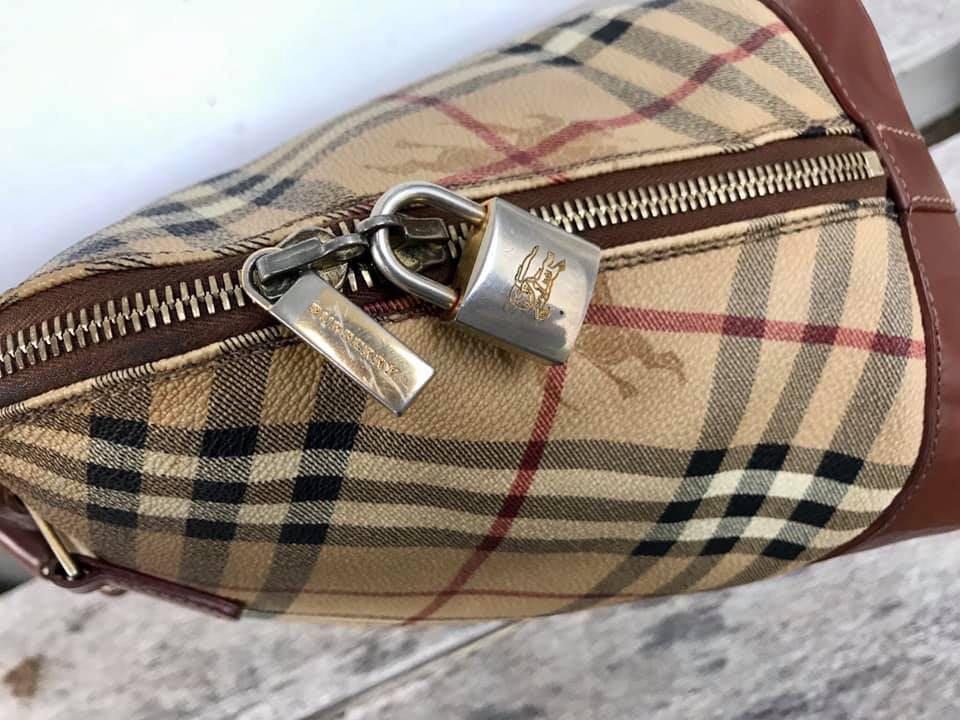 Authentic BURBERRY London Classic Check Alma Bag 