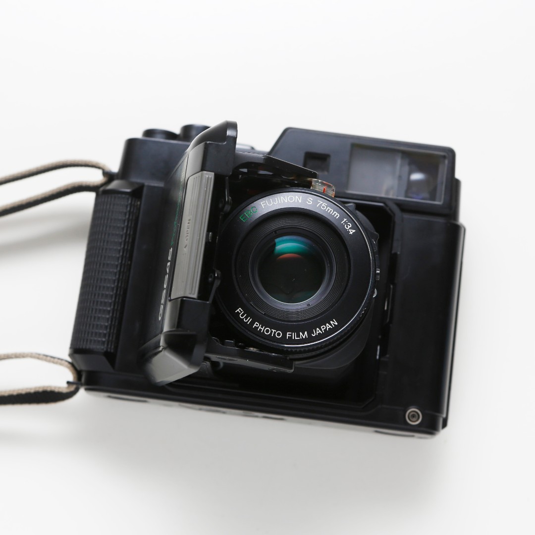 Fuji GS645 Professional 75mm F3.4, 攝影器材, 鏡頭及裝備- Carousell