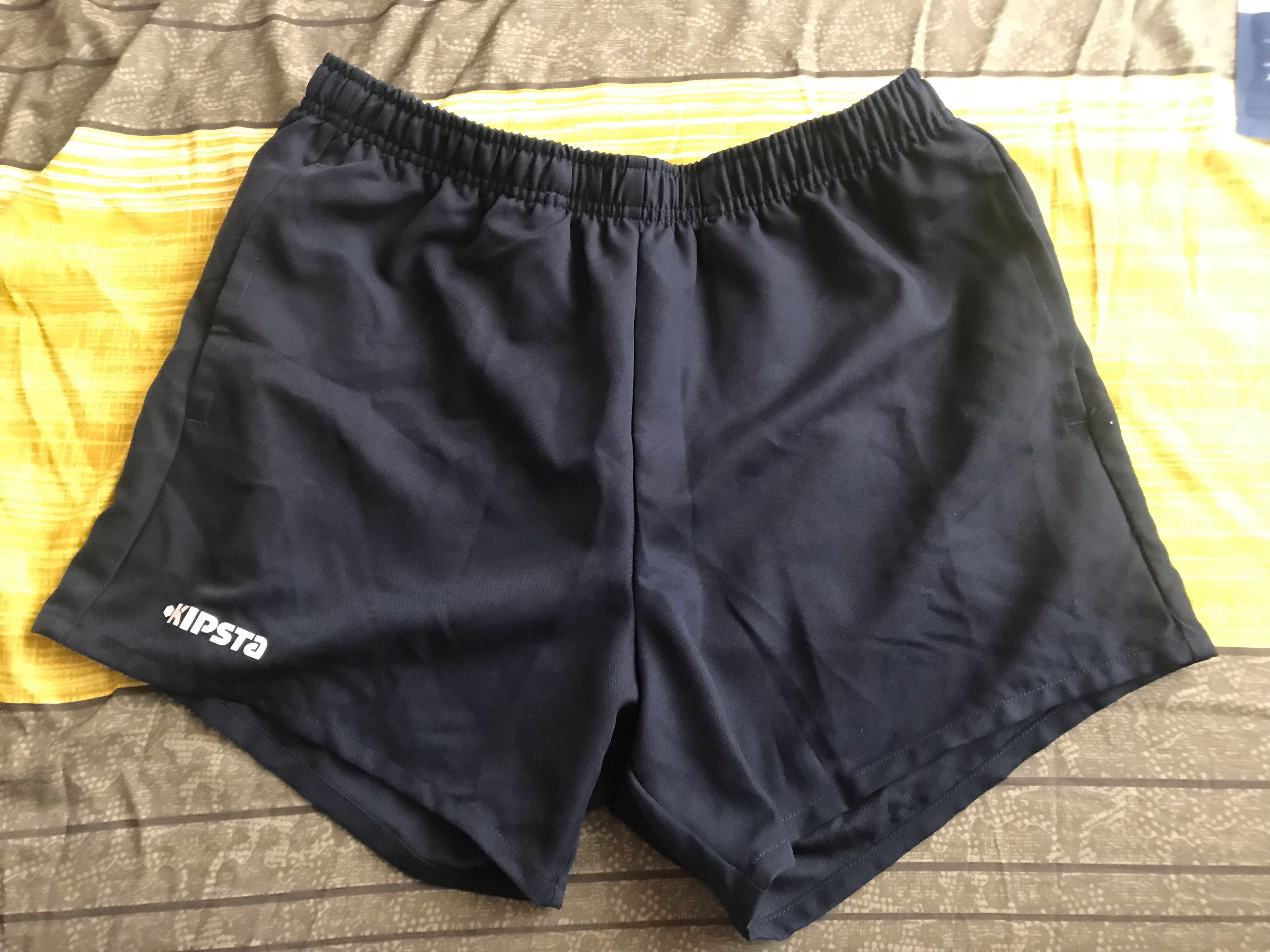 Kipsta rugby shorts new, Sports, Sports 