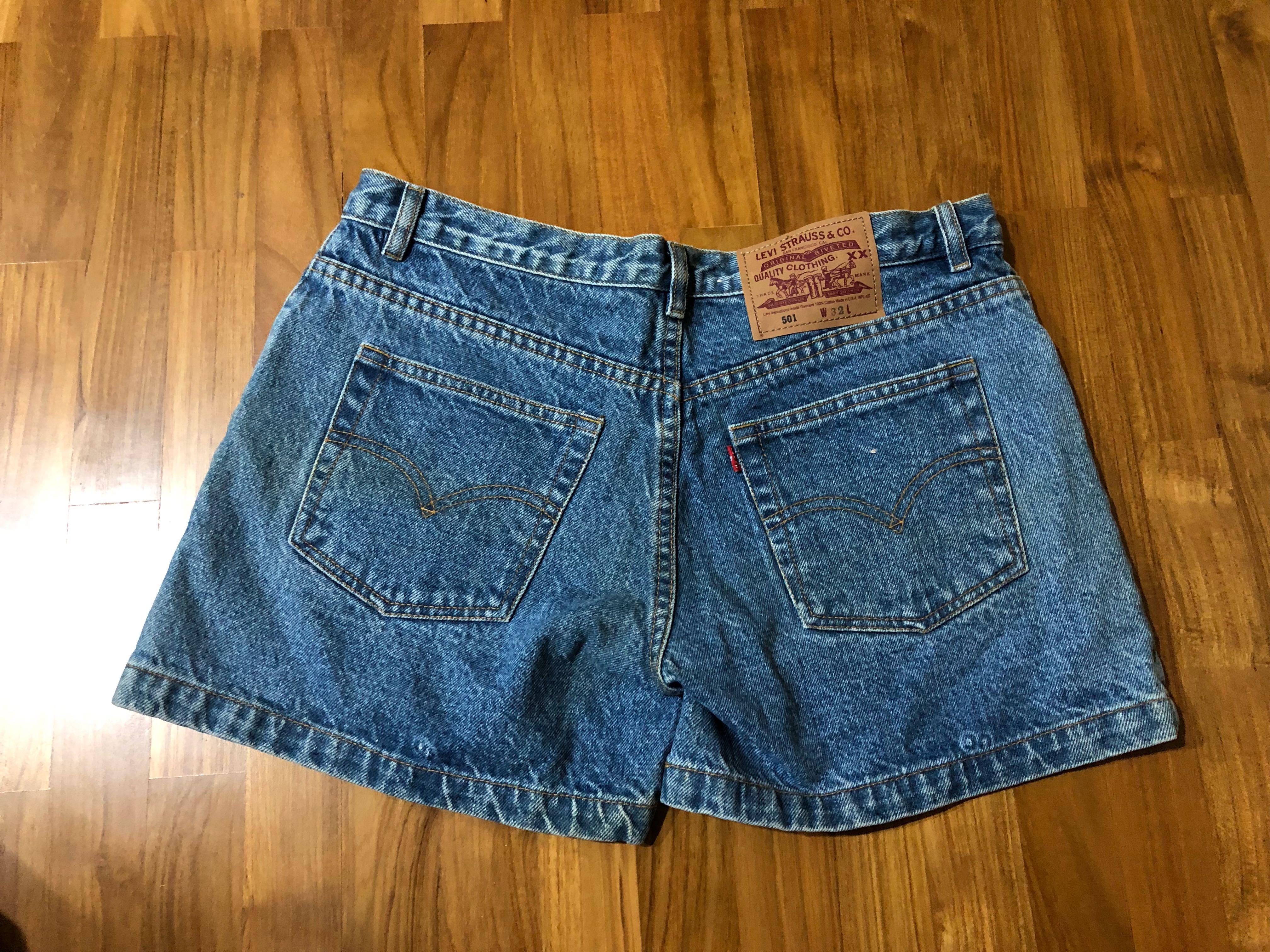 levis mom jeans shorts