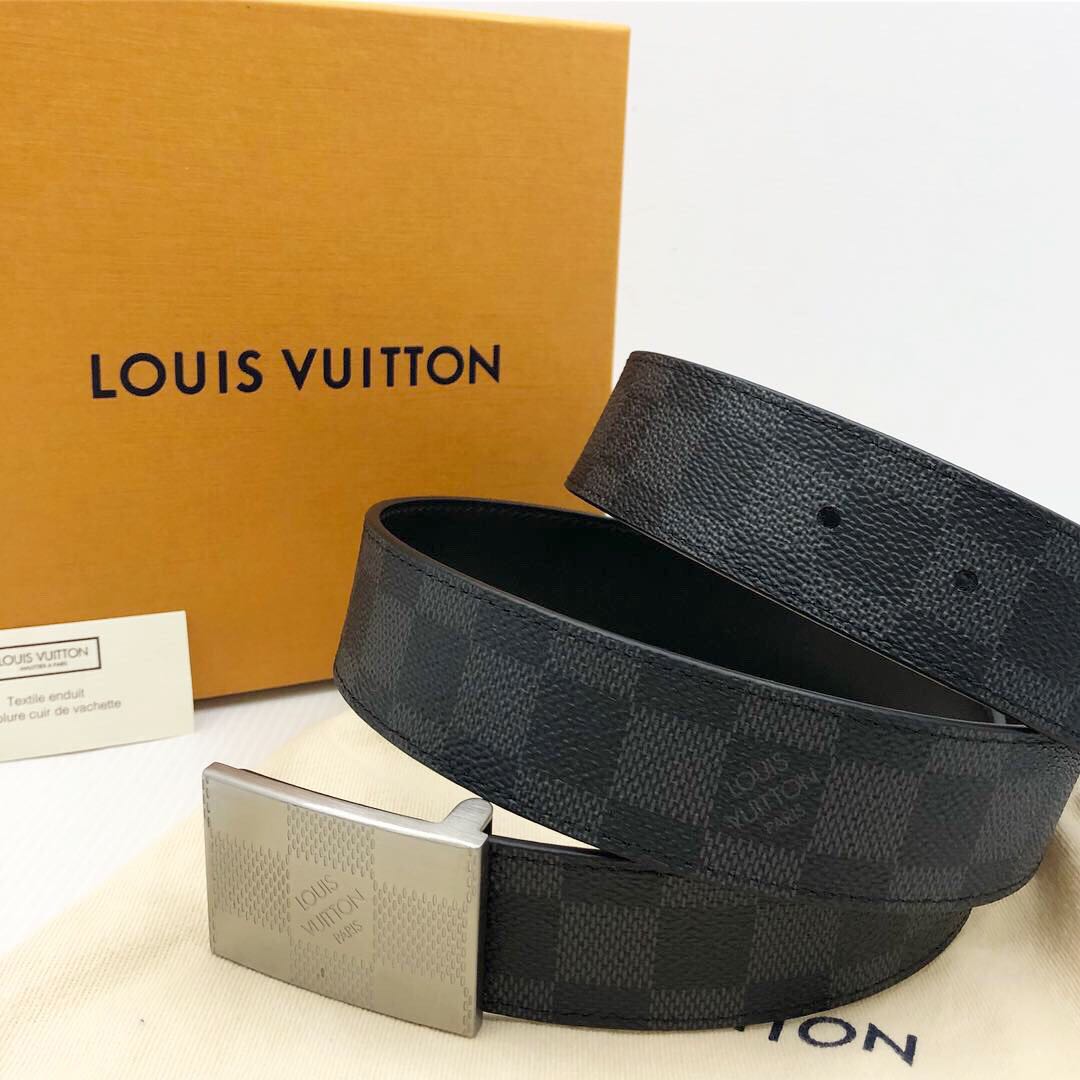 Louis Vuitton Damier Mens Belts, Grey, 95